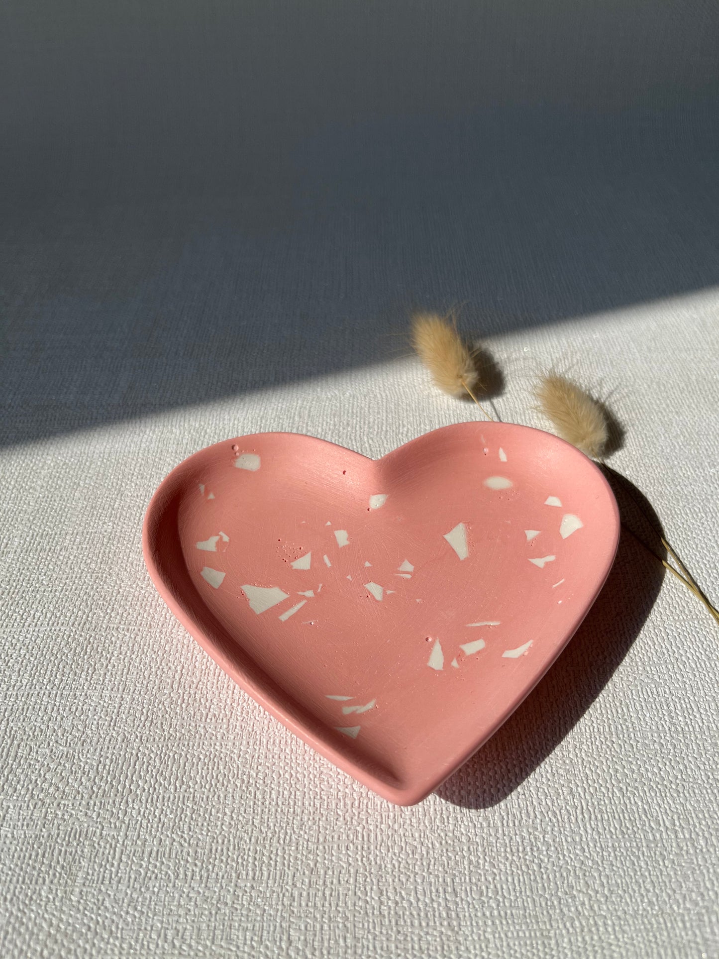 Cœur décoratif gourmand ❤️ Petit plateau décoratif en Jesmonite