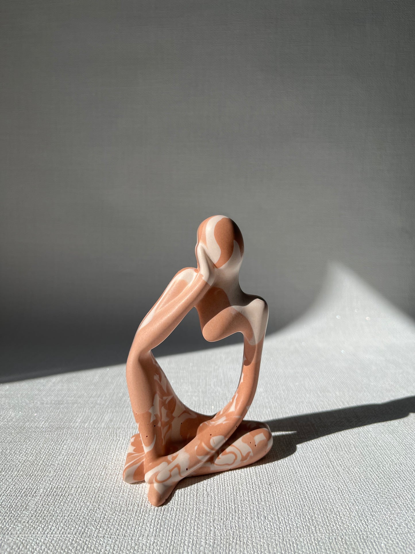 Trio Marbrées 🗿 Figurines décoratives artisanales en Jesmonite